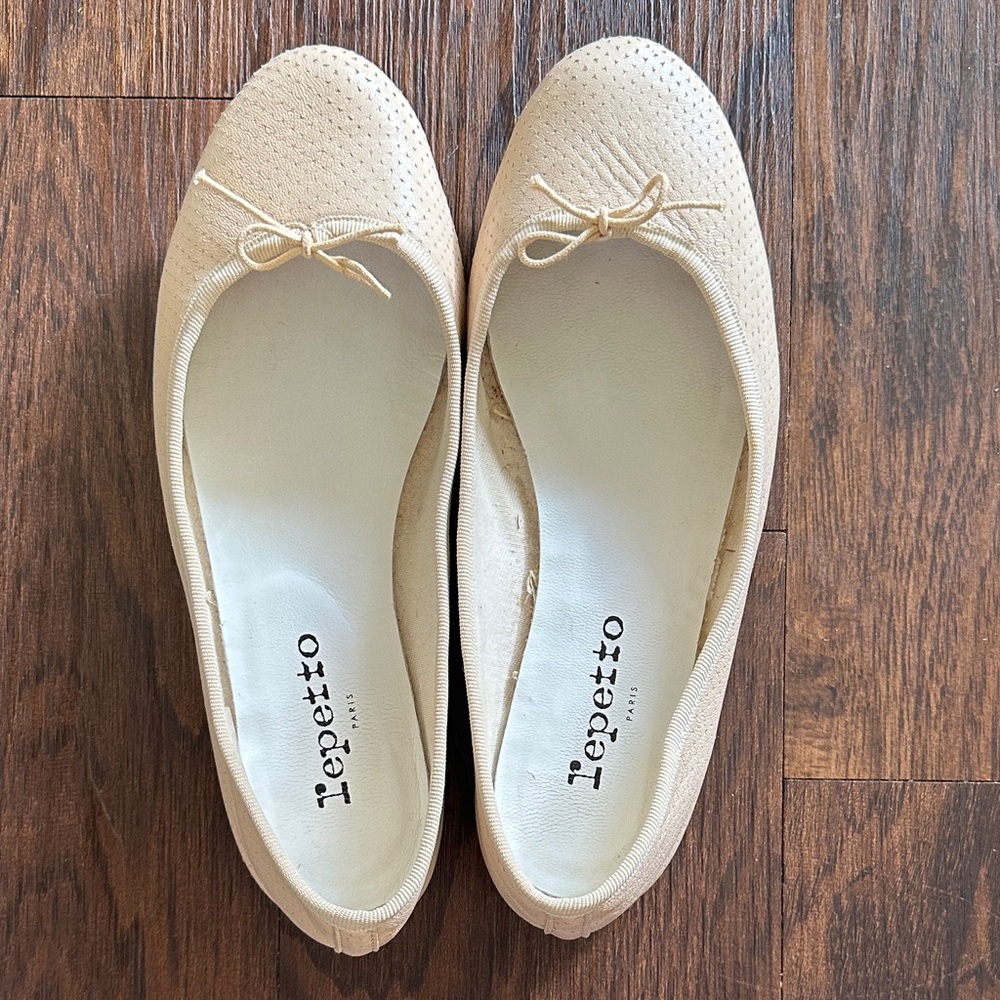 Repetto Paris Cream Leather Ballet Flats